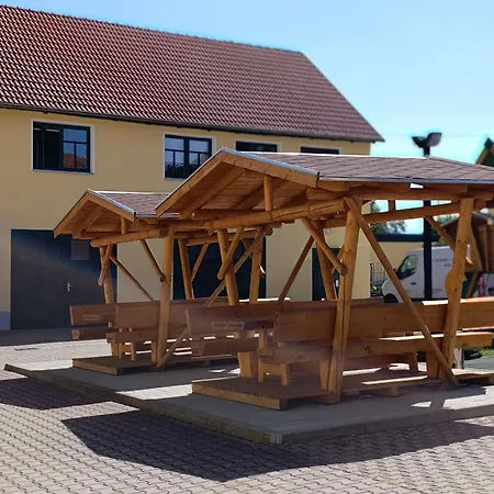 Gasthuis Schwalbennest Bosleben-Wullersleben